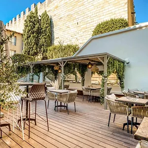 mercure-pont-davignon.fr-provencehotel.com/
